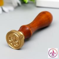 Печать для сургуча с деревянной ручкой "Геральдическая лилия" 9 х 2.5 х 2.5 см SIM-5278990