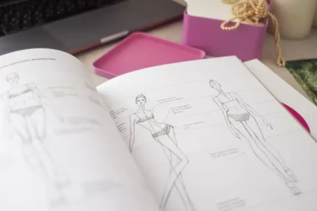 Книга: Рисуйте как fashion-дизайнер. Уроки визуального стиля MIF-693451