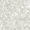 Бисер Япония TOHO 11/0 HEXAGON №3 2.2 мм 5 г №0147 св.молочный/перл TOHO-HEX-2.2-0147